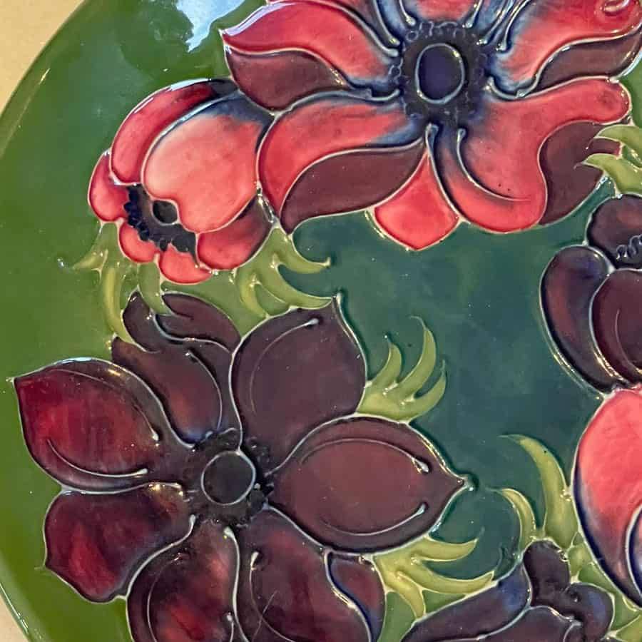 Moorcroft Anemone Pattern Plate On A Green Ground 25cm
