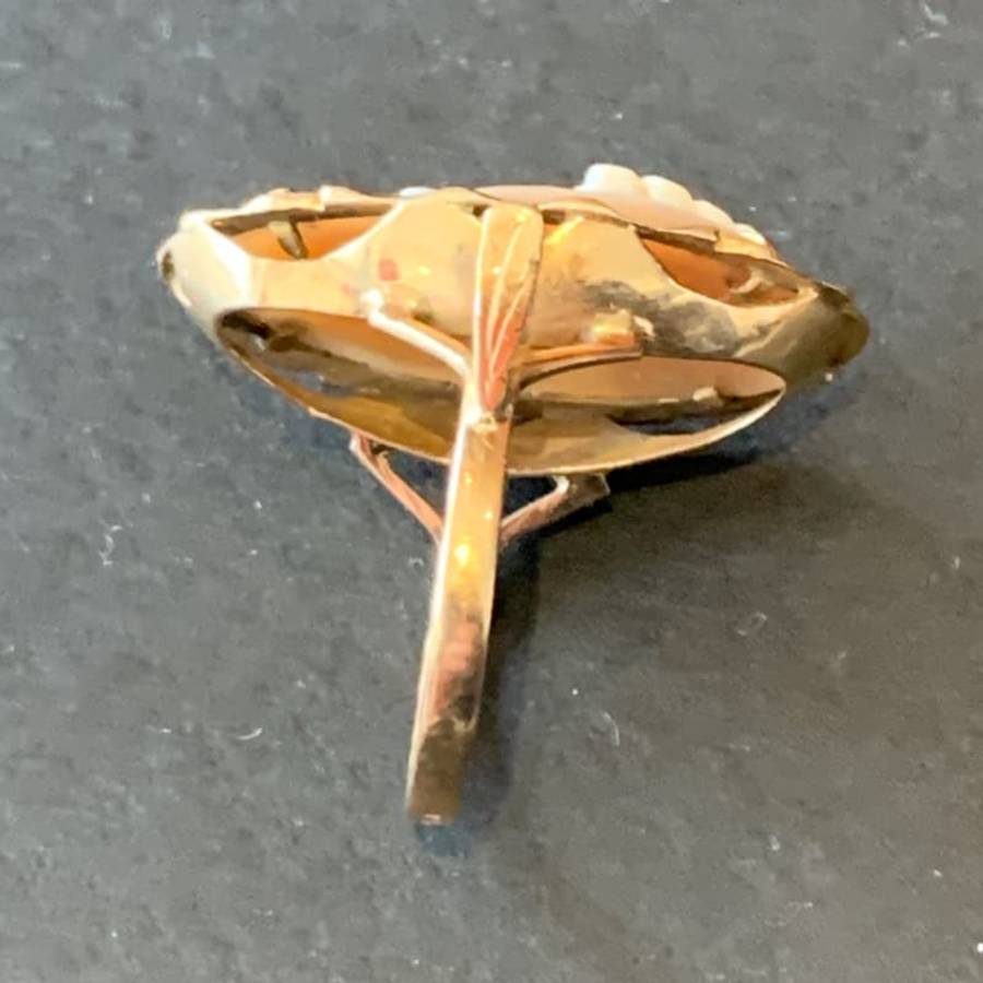 9ct Gold Conch Shell Lady Cameo Ring