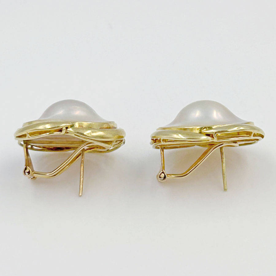 Pair 14ct Mabé Pearl Earrings