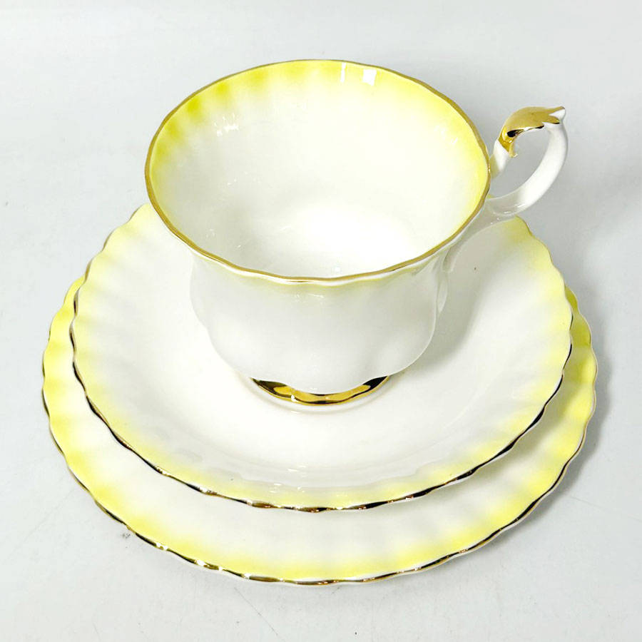 Royal Albert Rainbow Yellow Montrose Tea Trio
