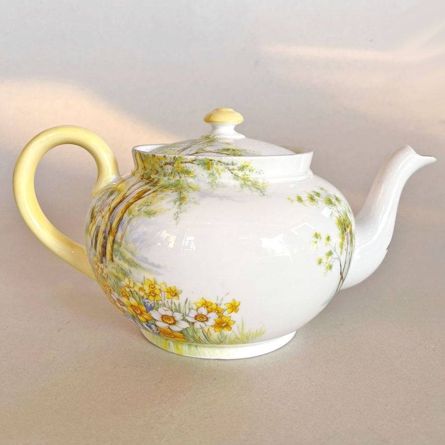 Shelley Daffodil Time Tea Pot