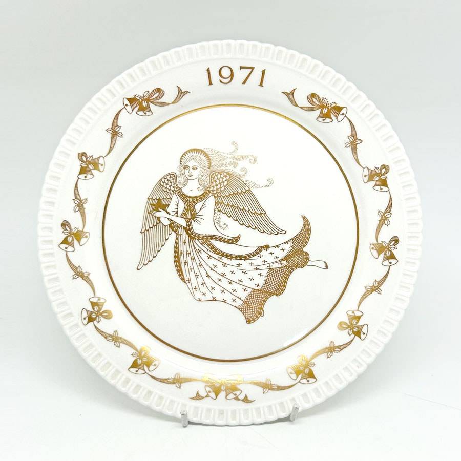 Spode Christmas Plate Ding Dong 1971