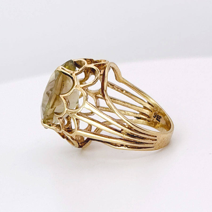 9ct Gold Smokey Topaz Ring Set In