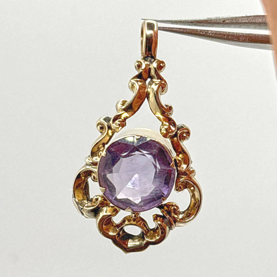 9ct Gold Victorian Amethyst Pendant