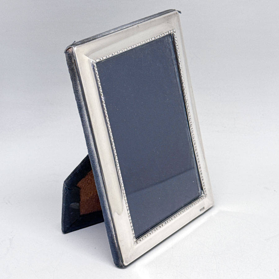 Carrs Silver Picture Frame Reeded Border Sheffield 2000
