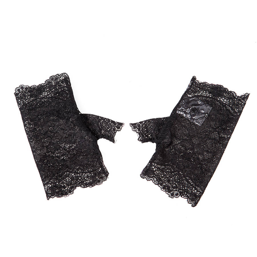 Fingerless Lace Gloves