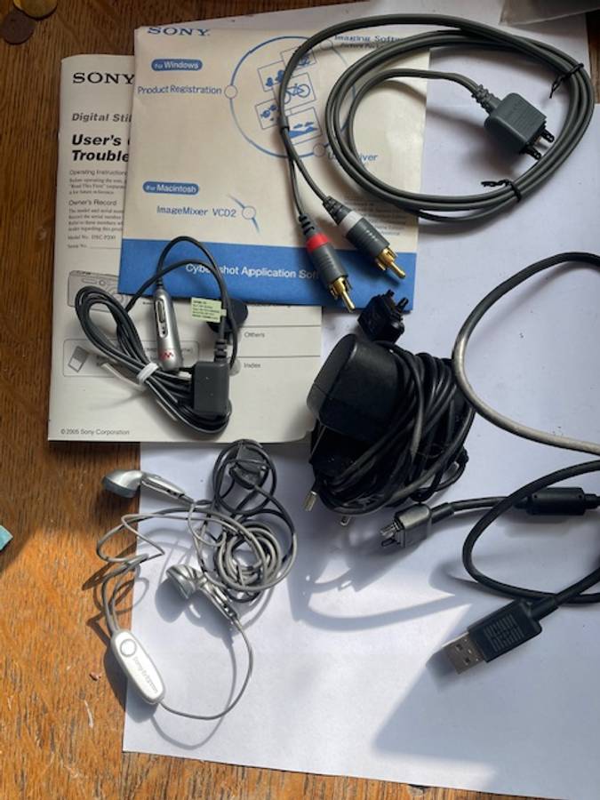 Sony Ericsson Cellphone lot