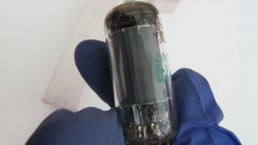 JAN 6AU6W x2 & 6AM6/EF91 vacuum tubes. Tested. NOS. Vintage.
