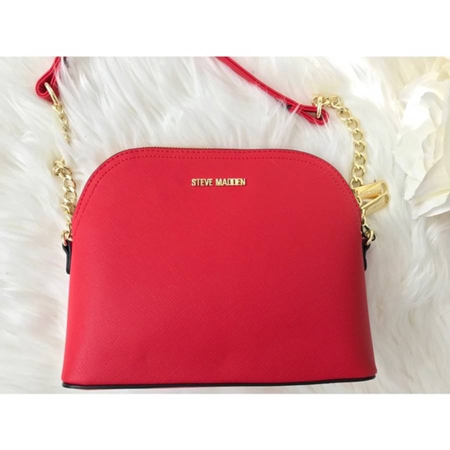 Steve Madden Handbags - NEW!!! Steve Madden Red Cross Body Bag