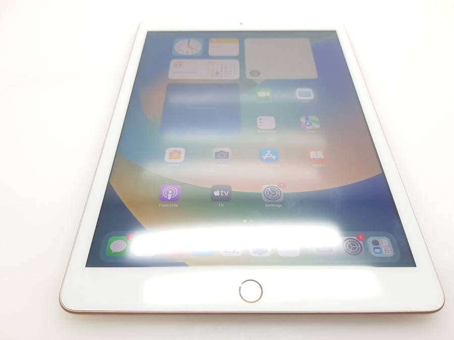 iPad 10.2" 8th Gen 32GB Wifi Only Gold (3 Month Warranty)