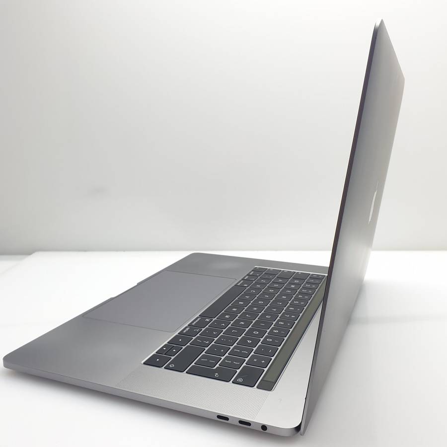 MacBook Pro 15-Inch "Core i7" 2.6GHz (TouchBar, 2019) 16GB RAM 256GB SSD | Space Gray (12 Month W...