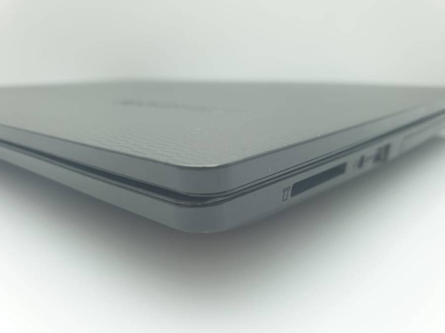 Lenovo V130-15IKB, 2.30GHz, "Core i3-7020U", 4GB RAM, 1TB HHD, Cracked Casing, Black