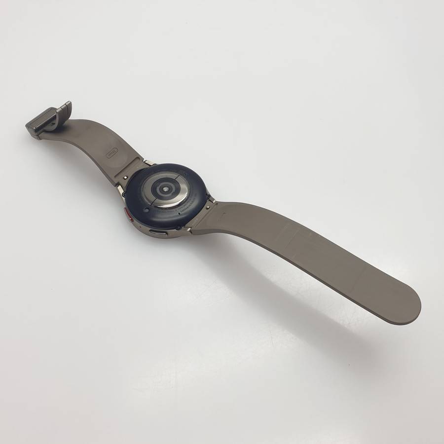Samsung Galaxy Watch 5 Pro 45mm LTE Gray Titanium (6 Month Warranty)