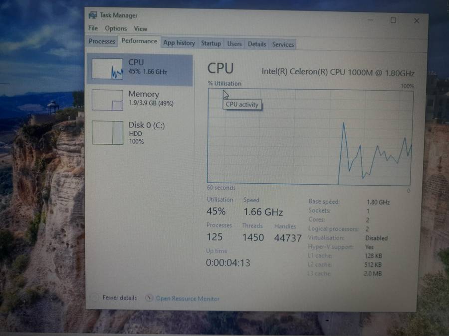 HP 2000-2d01SI "Celeron 1000M" 1.80GHz 4GB RAM 320GB HDD Cracked Casing | No Battery | Faulty Key...