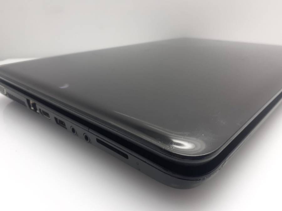 HP 2000-2d01SI "Celeron 1000M" 1.80GHz 4GB RAM 320GB HDD Cracked Casing | No Battery | Faulty Key...