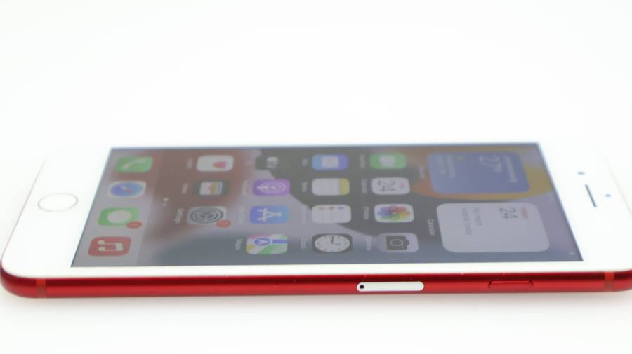 iPhone 7 Plus 128GB Minor Bright Spots Product Red