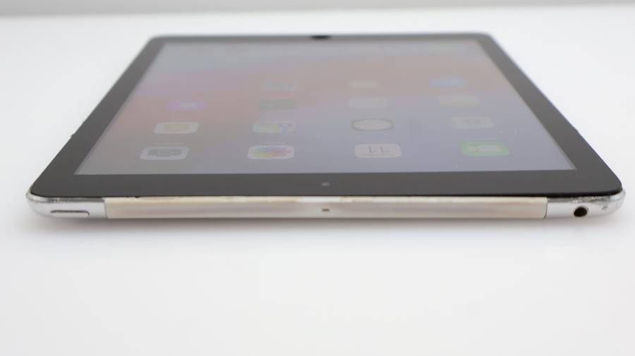 iPad Air 32GB (Wi-Fi/ Cellular) Front Camera And Home Button Issue Silver