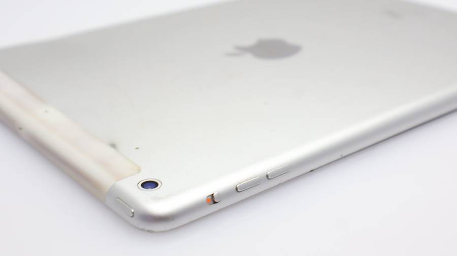 iPad Air 32GB (Wi-Fi/ Cellular) Front Camera And Home Button Issue Silver