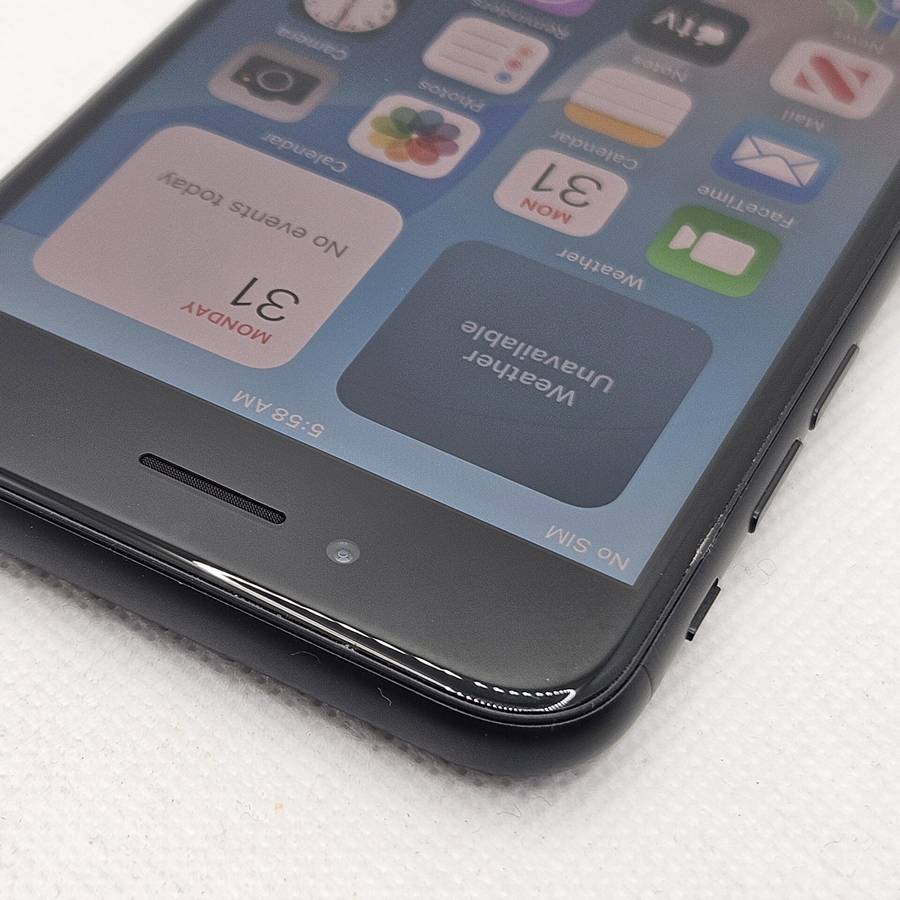 iPhone SE 2020 64GB Black (3 Month Warranty)