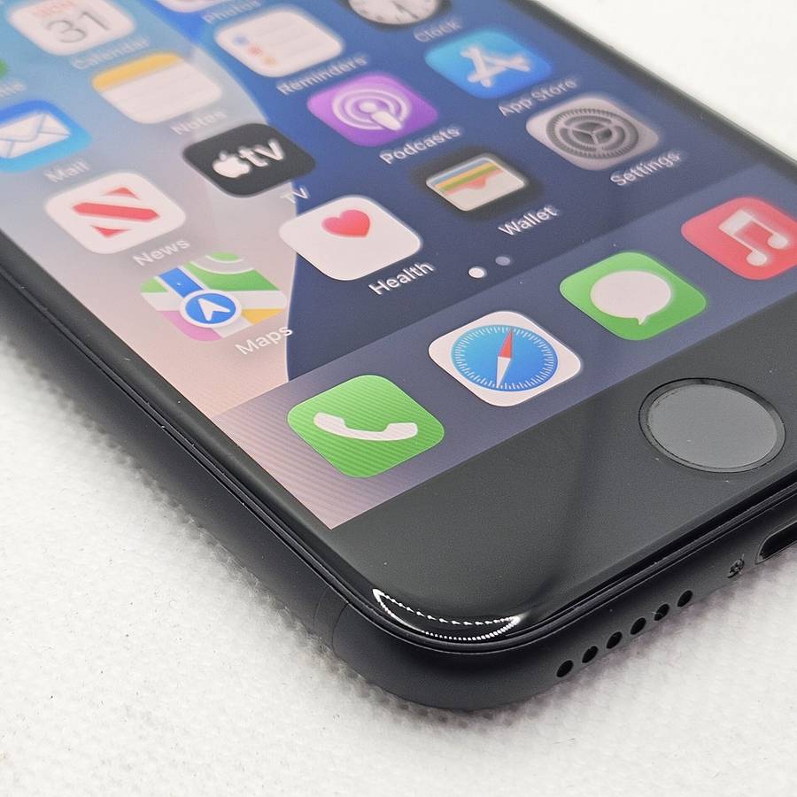 iPhone SE 2020 64GB Black (3 Month Warranty)