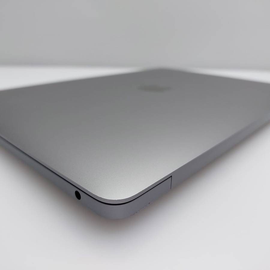 MacBook Air 13-Inch M1 8 CPU/ 7 GPU (2020) 8GB RAM 256GB SSD Space Grey (12 Month Warranty)