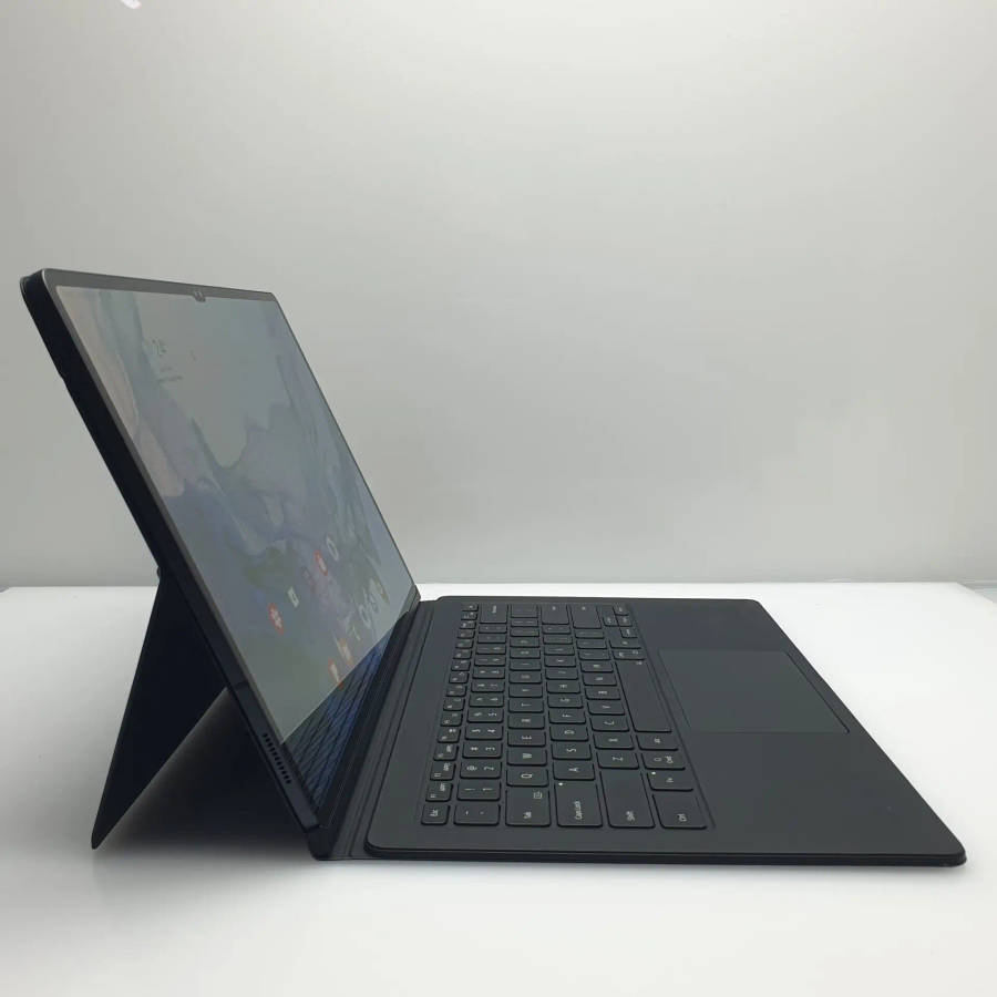 Samsung Galaxy Tab S8 Ultra 256GB (WiFi and Cellular) Graphite (12 Month Warranty) + Keyboard Cov...