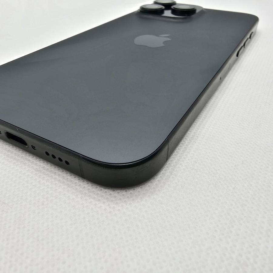 iPhone 16 Pro max 256GB Titanium Black + Screen Protector Bundle Value (12 Month Warranty)