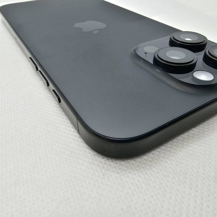 iPhone 16 Pro max 256GB Titanium Black + Screen Protector Bundle Value (12 Month Warranty)