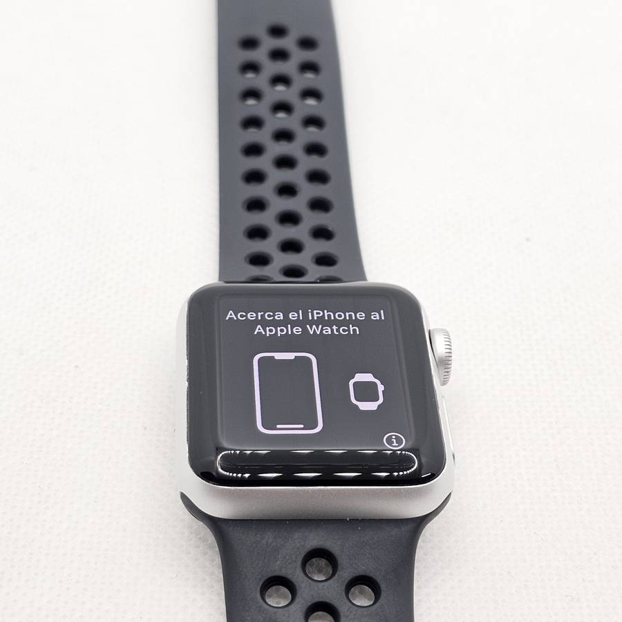 Apple Watch Series 3 38mm GPS Only Silver  With Black Nike Straps
