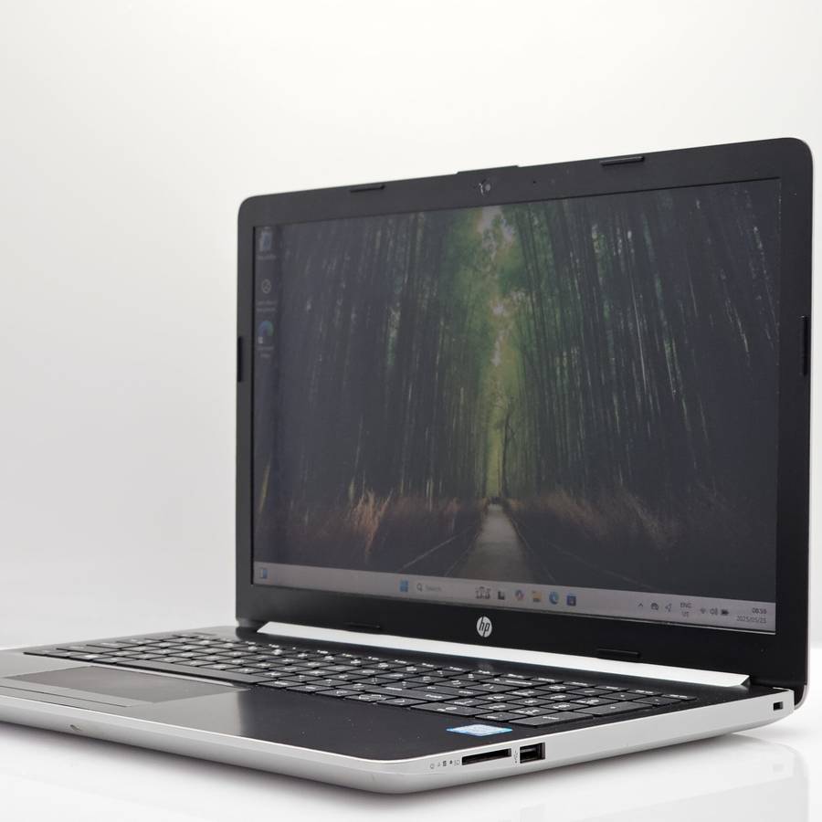 HP 15-da0030ni "Core i5" 1.60GHz 8GB RAM 256GB SSD Silver