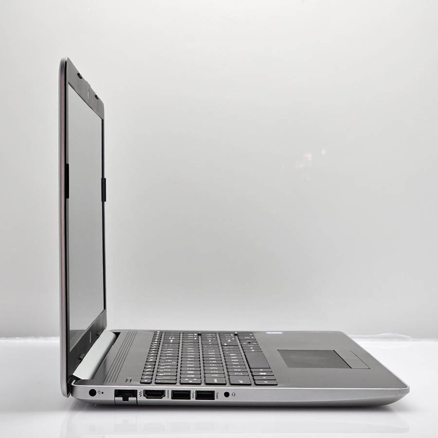 HP 15-da0030ni "Core i5" 1.60GHz 8GB RAM 256GB SSD Silver