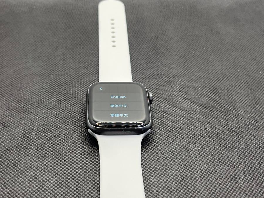 Apple Watch Series 5 44mm GPS Only | Dead Pixels | Space Gray (3 Month Warranty) - With Grey Straps