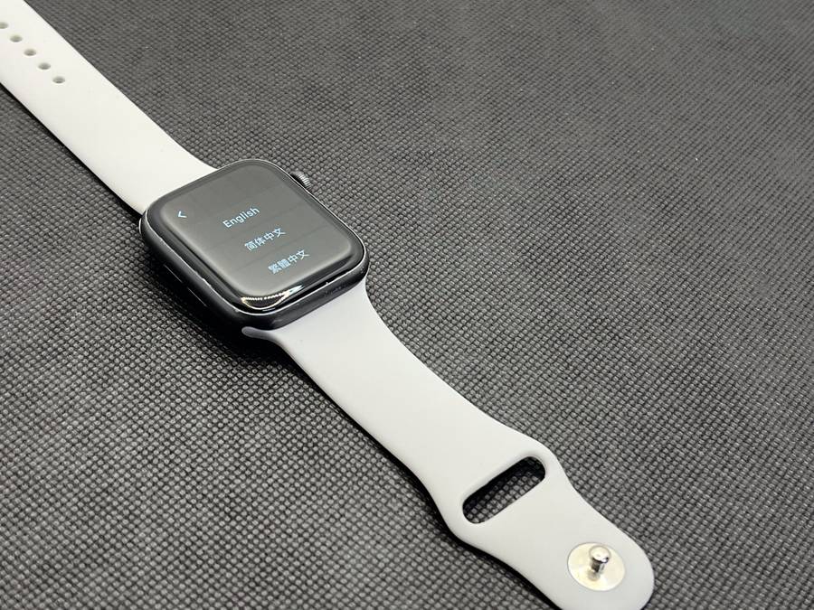 Apple Watch Series 5 44mm GPS Only | Dead Pixels | Space Gray (3 Month Warranty) - With Grey Straps
