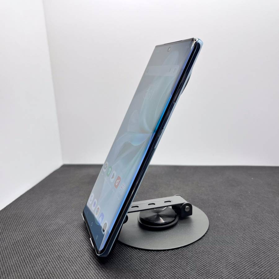 Vivo V30e 256GB Blue - (6 Month Warranty) - Mint Condition