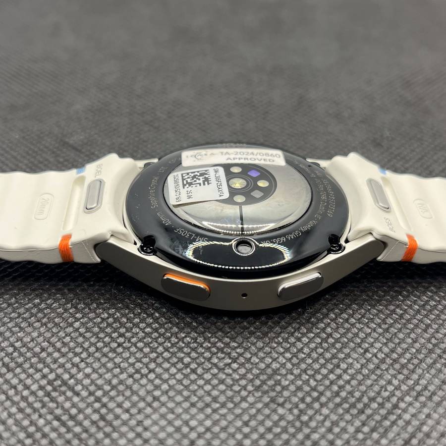 Samsung Galaxy Watch 7 40mm LTE Cream (3 Month Warranty) - Mint Condition