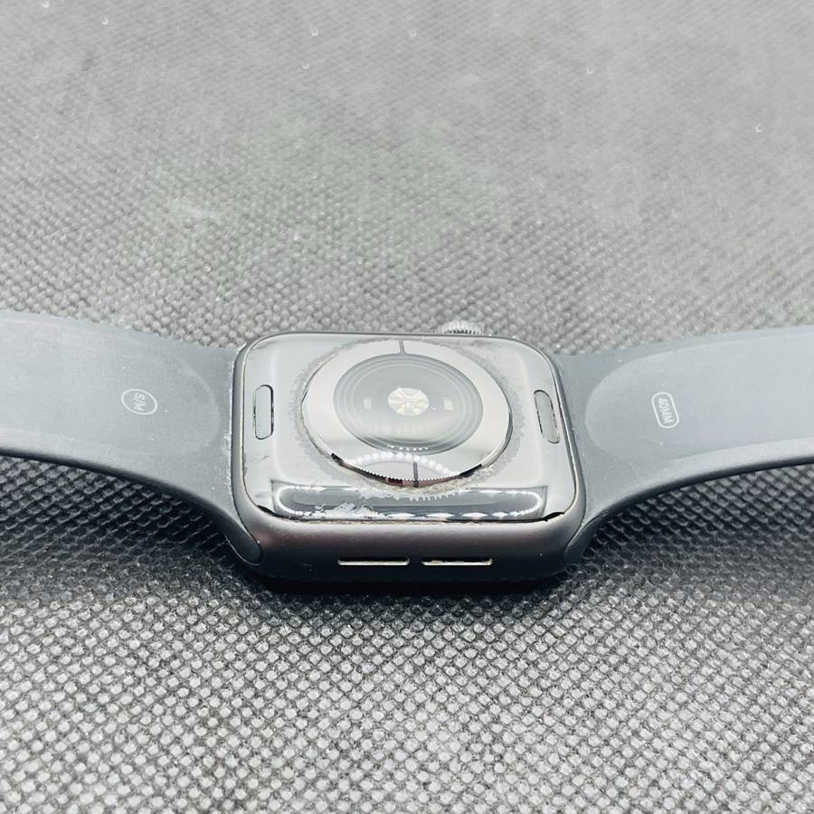 Apple Watch Series 5 40mm GPS Only Space Grey (3 Month Warranty)