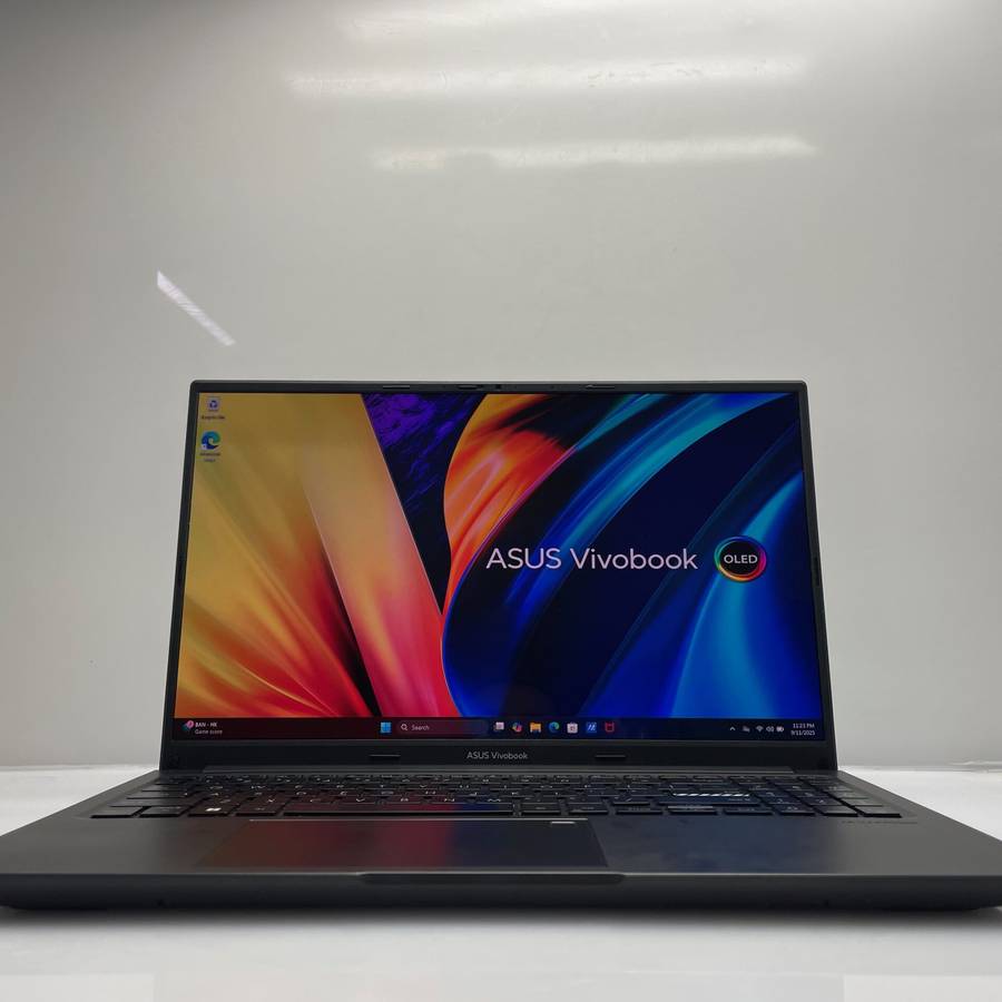 Ausus VivoBook X1505Z "Core i7" 16GB RAM 512GB SSD OLED LCD Black