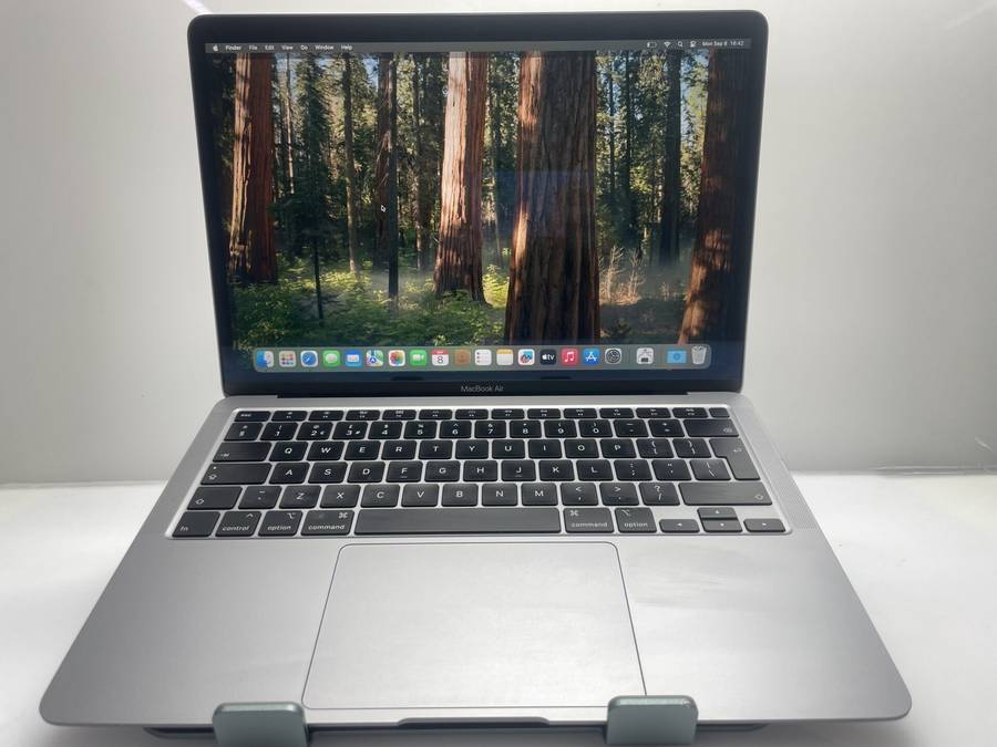 Apple Macbook Air "Core i3" 13-inch 1.1 GHz (Scissor 2020) 8GB RAM 256GB SSD Space Grey (12 Month...