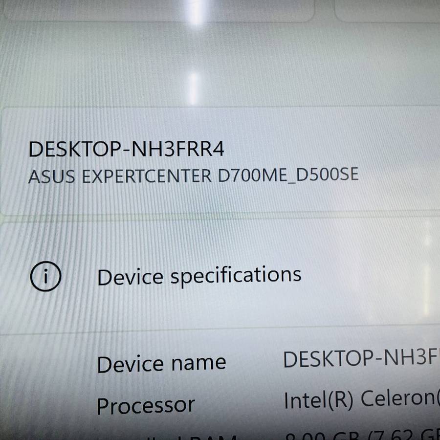 Asus ExpertCenter D5 SFF Desktop PC "Celeron G6900 " 3.40 GHz 8GB RAM 256GB SSD NVMe Black
