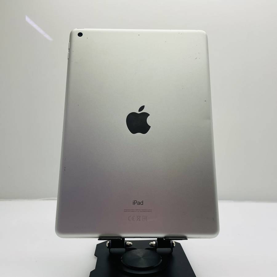 Apple iPad 10.2 8th Gen 32GB (Wifi Only) Silver - No Touch ID