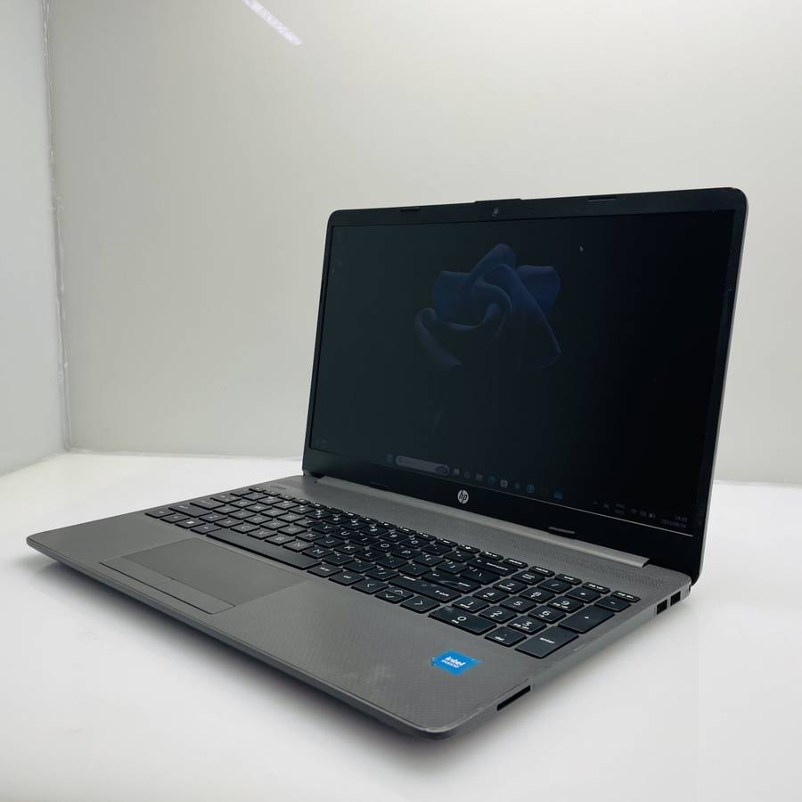 HP 250 G9 Celeron N4500 1.10GHz 8GB RAM 256GB SSD NVMe Grey