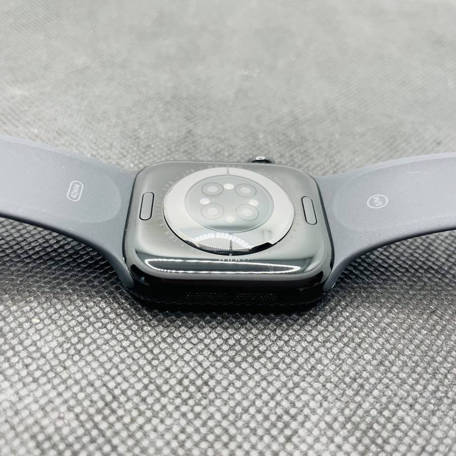 Apple Watch Series 10 42mm LTE Jet Black (6 Month Warranty)  Mint Condition