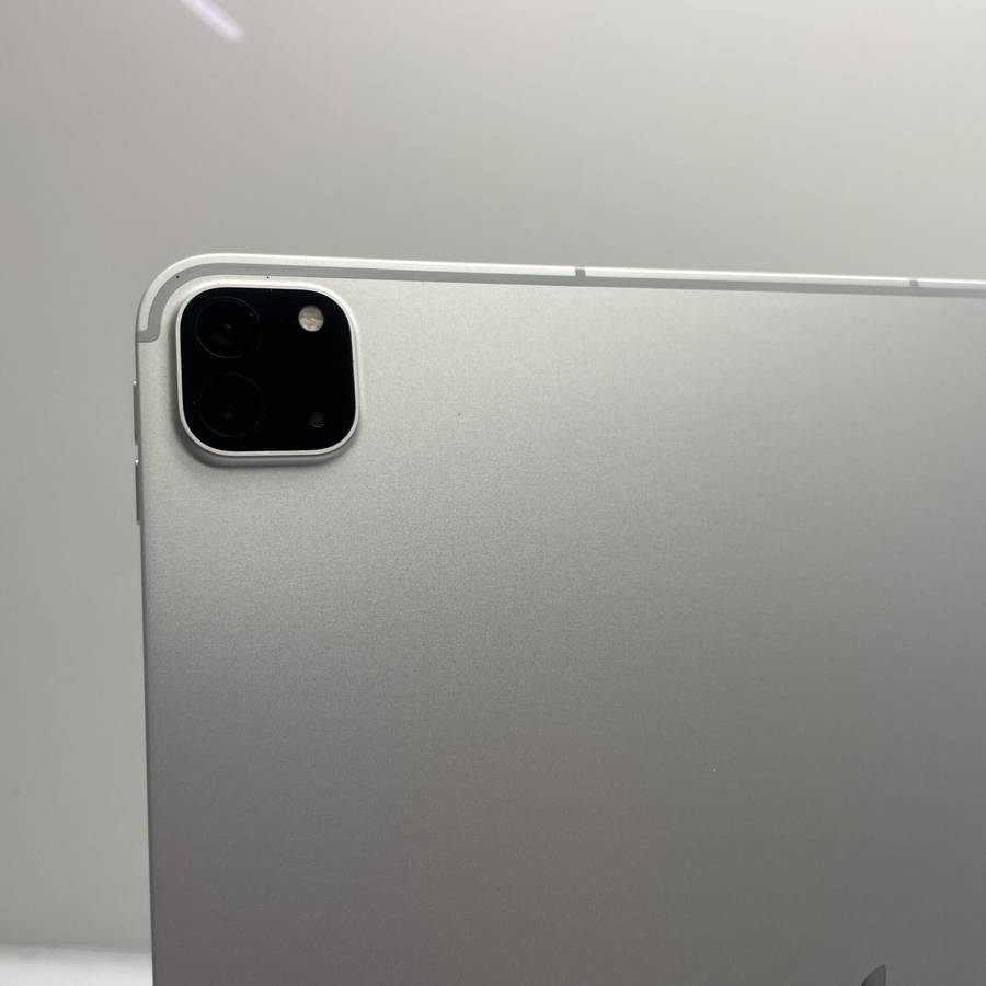 Apple iPad Pro 12.9" 5th Gen 128GB (Wi-Fi/Cellular) Silver (6 Month Warranty) - Faulty Battery