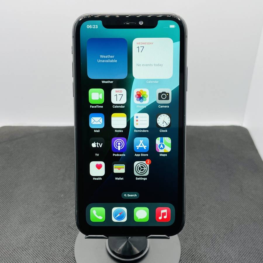 Apple iPhone 11 64GB Black (6 Month Warranty)