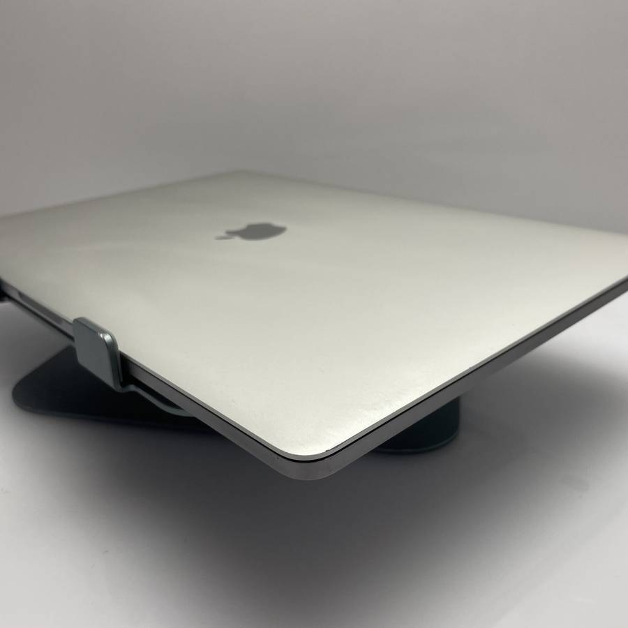 Apple Macbook Pro 15-Inch "Core i7" 2.6GHz (Touch/2019) 16GB RAM 512GB SSD Silver/Space Grey (12 ...