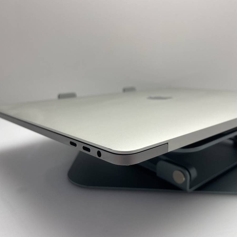 Apple Macbook Pro 15-Inch "Core i7" 2.6GHz (Touch/2019) 16GB RAM 512GB SSD Silver/Space Grey (12 ...