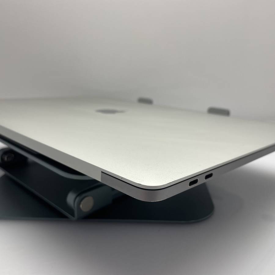 Apple Macbook Pro 15-Inch "Core i7" 2.6GHz (Touch/2019) 16GB RAM 512GB SSD Silver/Space Grey (12 ...