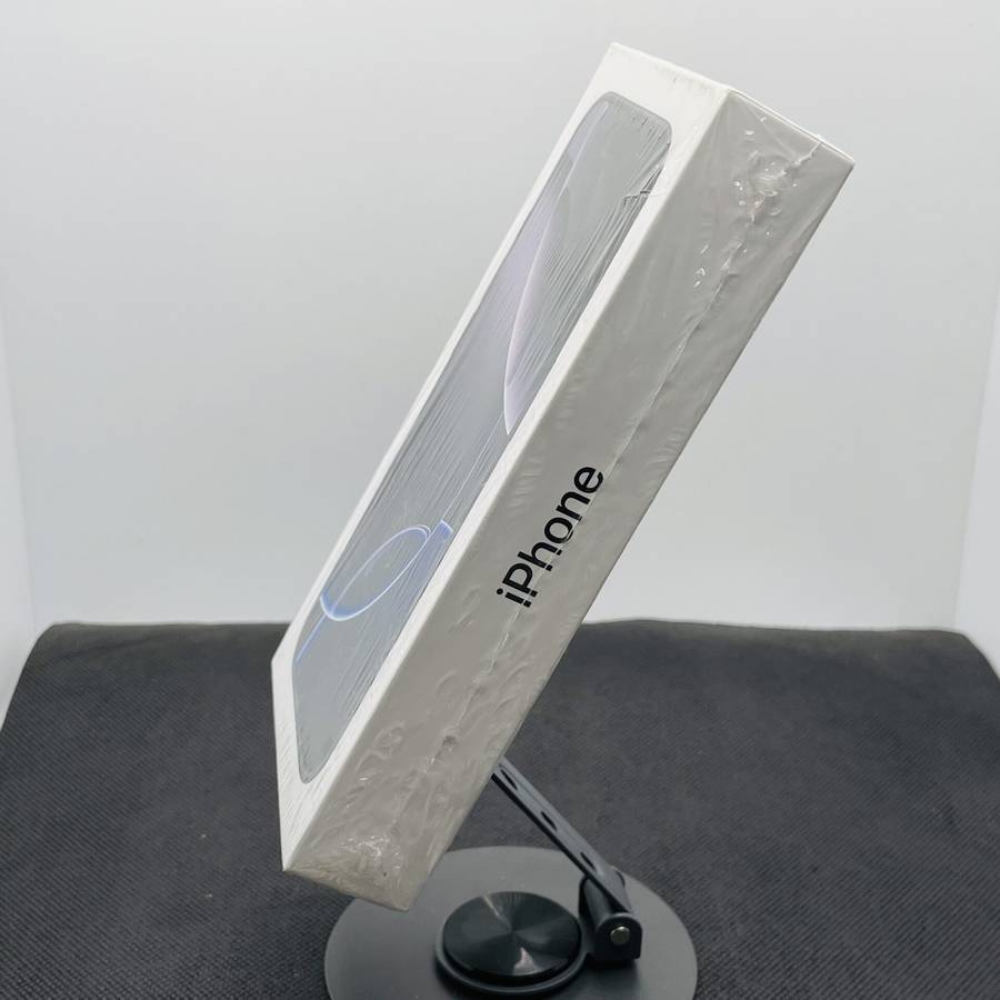 Apple iPhone 16 Pro 128GB Black Titanium   (10 Year Warranty)
