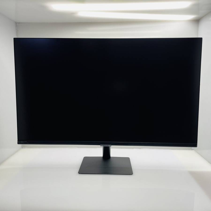 Samsung UHD Smart Monitor 32-inch Black (3 Month Warranty)