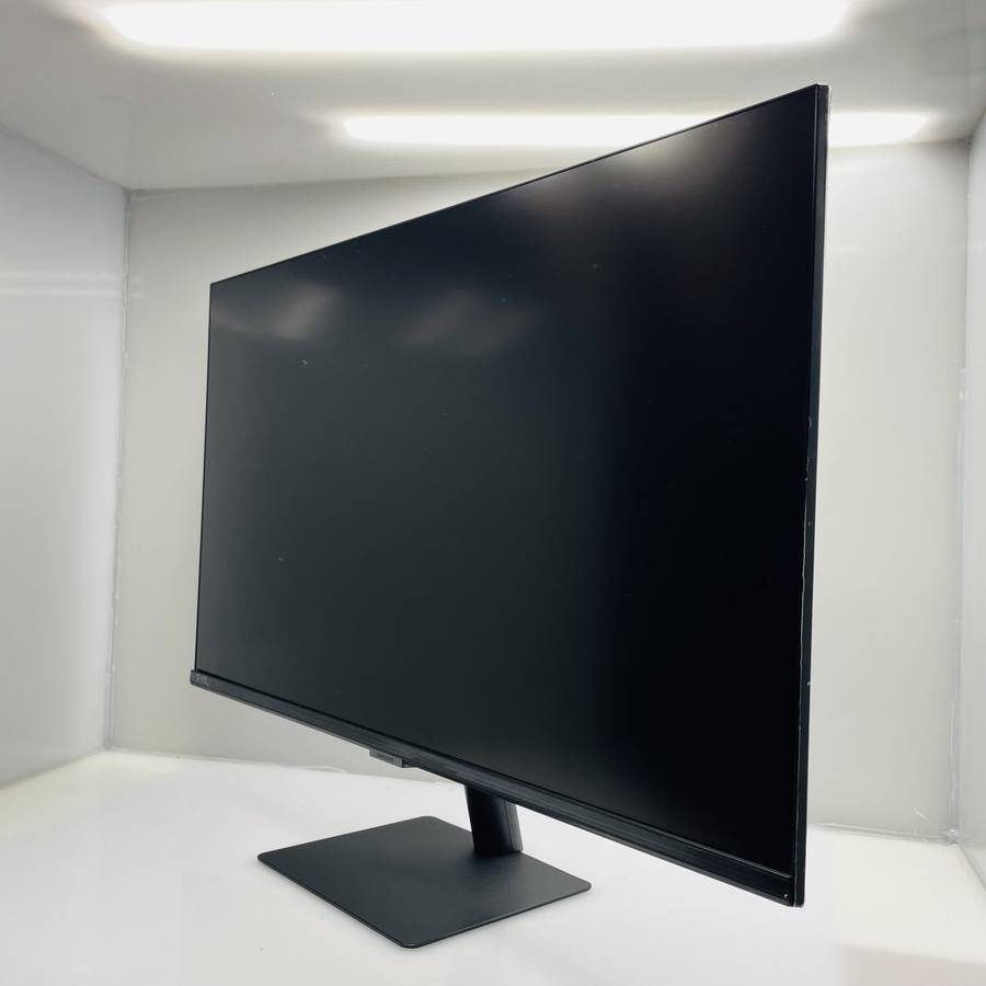 Samsung UHD Smart Monitor 32-inch Black (3 Month Warranty)